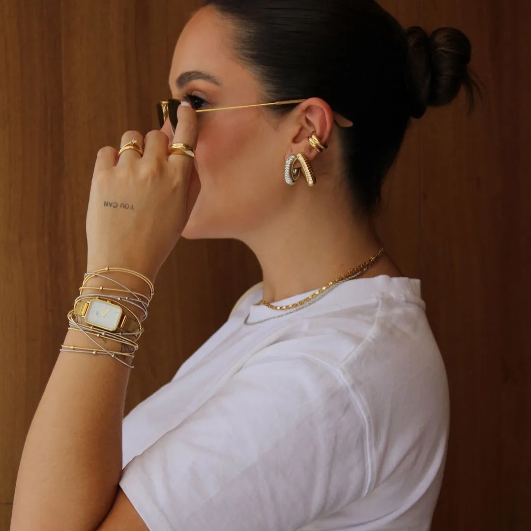 Pulseira corda de violão com bolinhas banhada em ródio branco